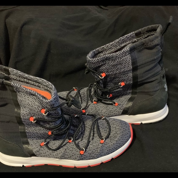 Under Armour New Charged All Around 1298065-040 Women's US Size 06 Hi Tops - Picture 7 of 7